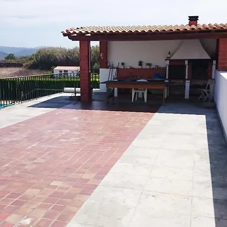 Villa Baleia, Sao Juliao Beach -