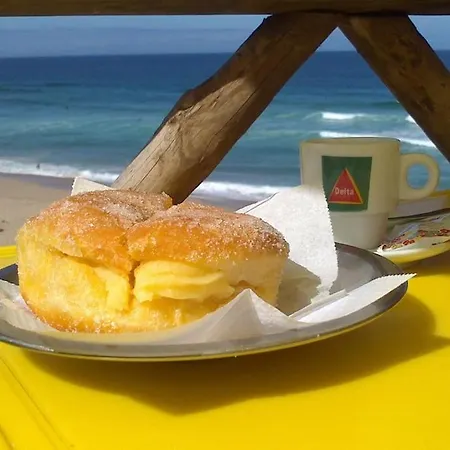 Baleia, Sao Juliao Beach - *