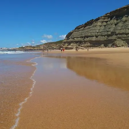 Villa Baleia, Sao Juliao Beach -