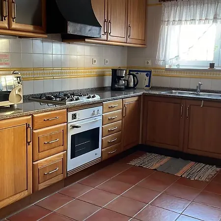 Baleia, Sao Juliao Beach - Villa